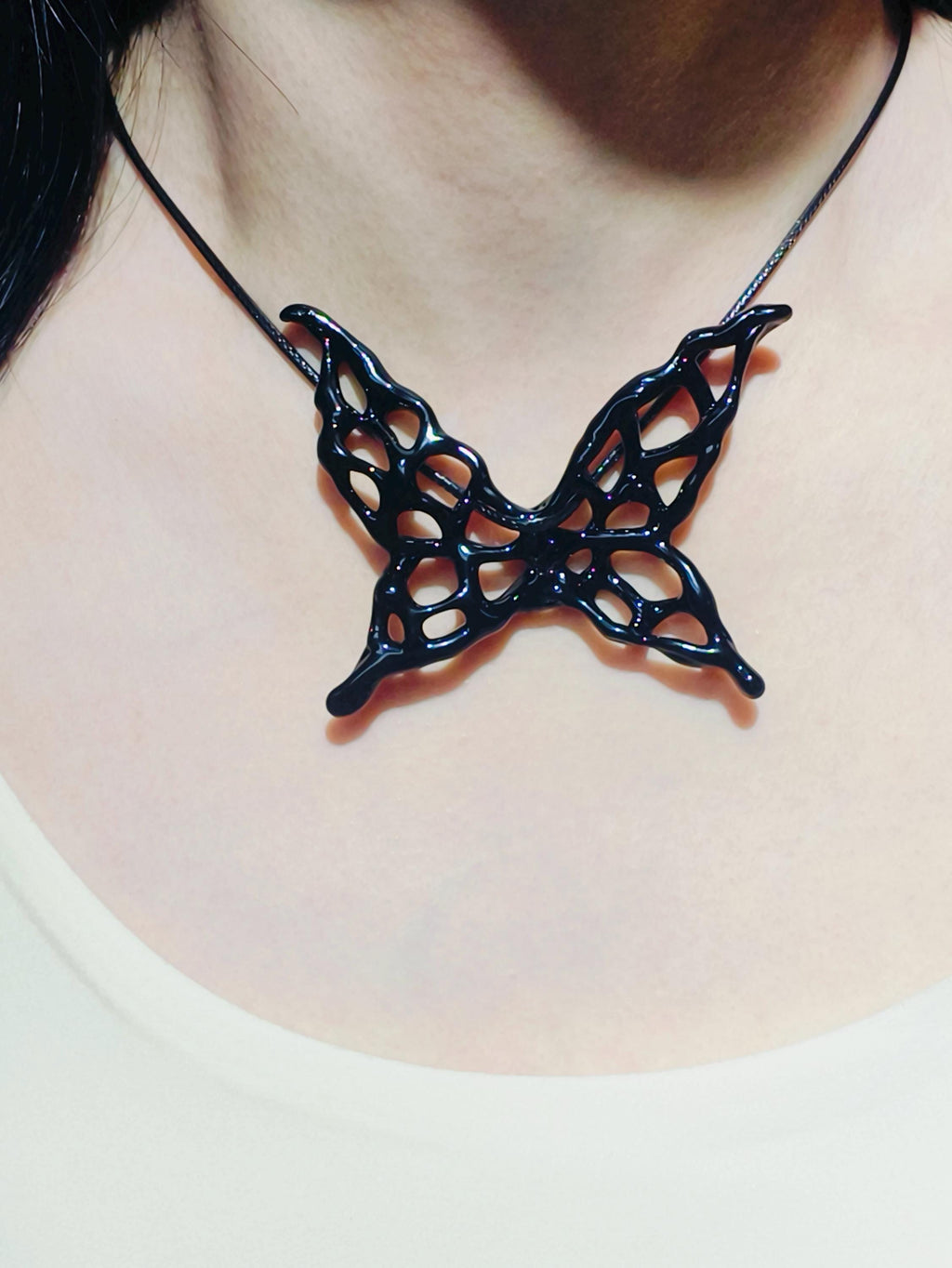 Simple and exquisite glass butterfly pendant, anniversary gift, birthday gift, girl gift, daughter gift, art pendant