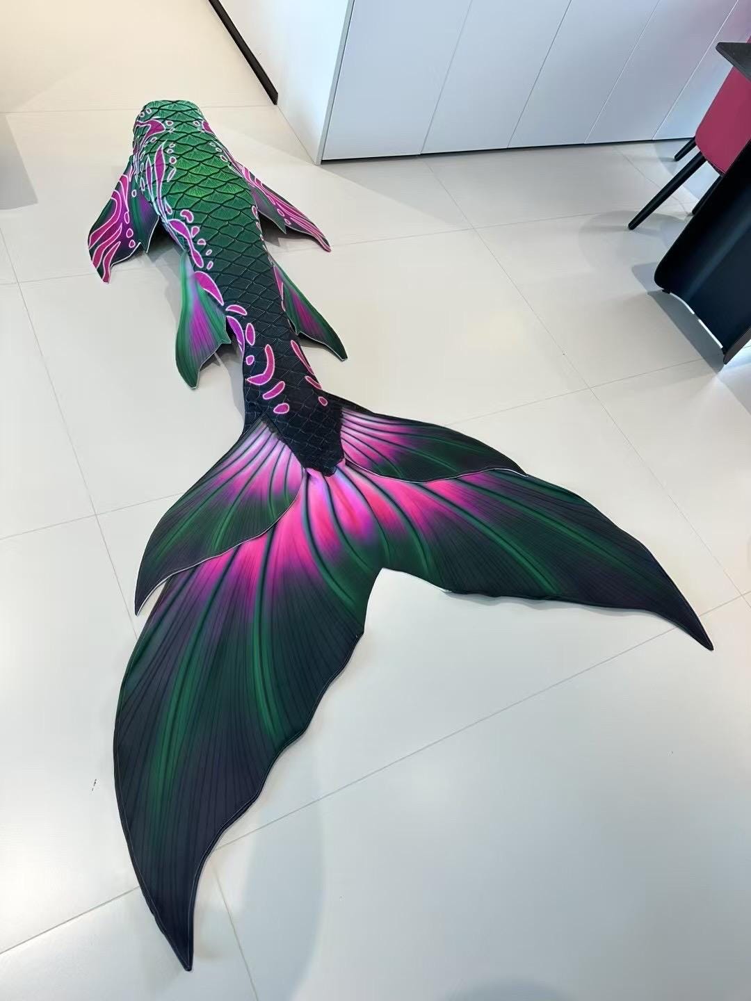 Handmade green pink Mermaid Tail  cosplay photography costume, diving costume, gift for her，gift for girlfriend's birthday